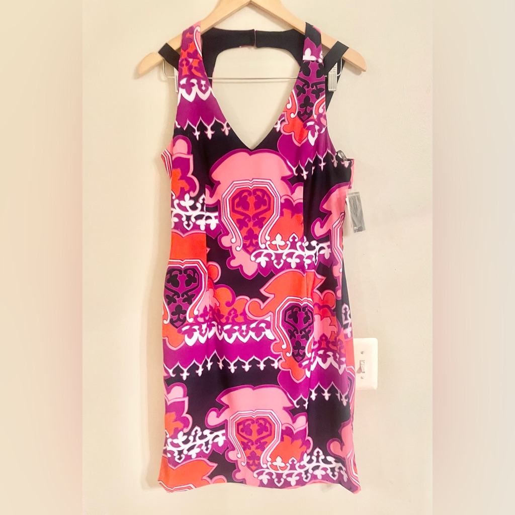 Nwt-Muse Graphic Colorfyprint V-Neck Cut Out Sexy Seamed Sheath Dress Msrp $159